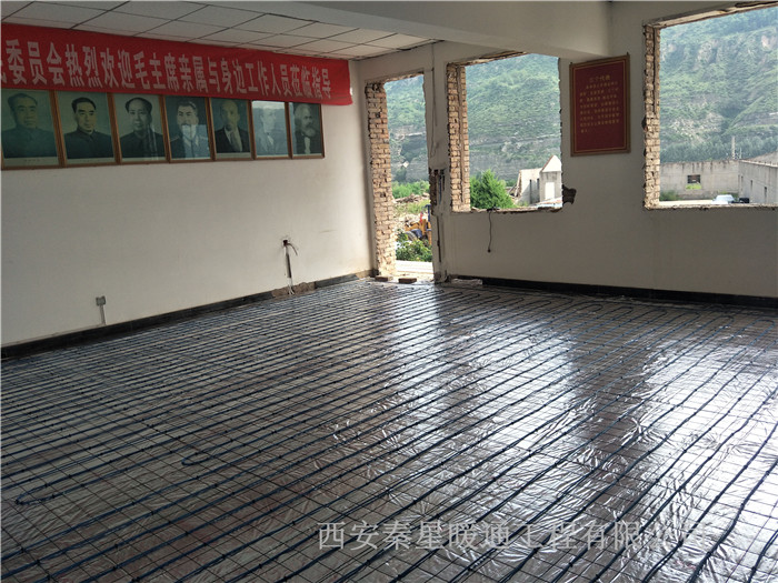 发热电缆地暖安装