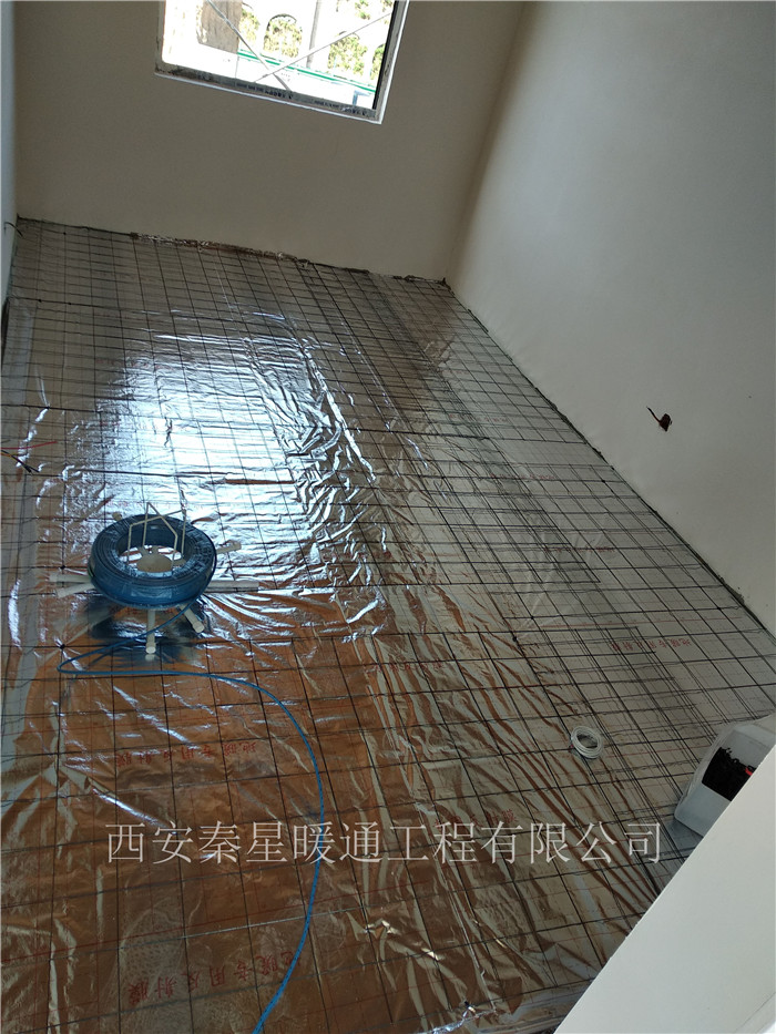 发热电缆电地暖安装